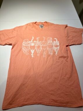 Women's Coral Short-Sleeve Cat Graphic Tee